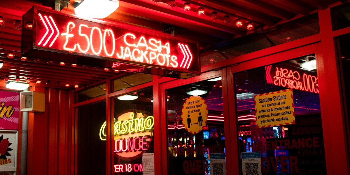 The Role of Gamification in Online Casinos: Enhancing Player Engagement and Retention